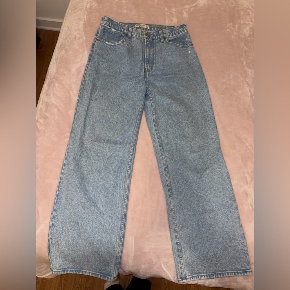 Abercrombie & Fitch 90s Relaxed Jeans